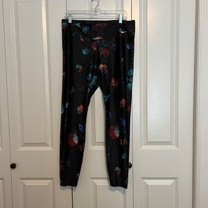 Womens Nike Leggings